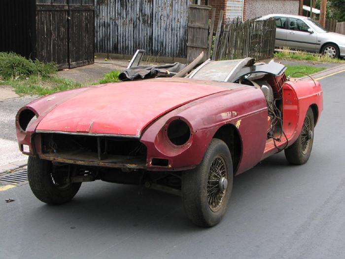 Our recently purchased 1974 MGB Roadster.  A long-term restoration project.  One day she will be beautiful......