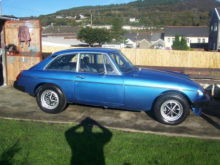 Geting there taken 18 months to get it to look half tidy. Inside still to complete,carpets trim etc.