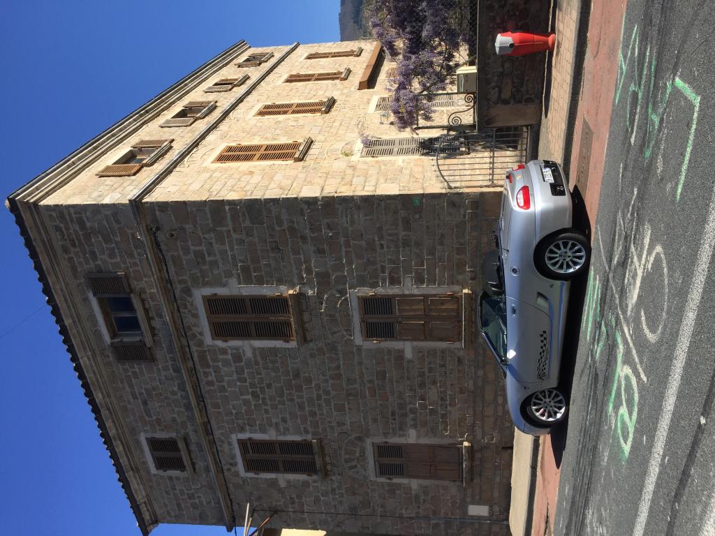 Another perfect day for the roof down in the Beaujolais, quick stop for bread &amp; cakes